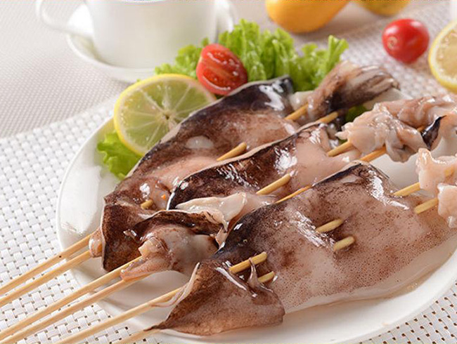 Squid plate skewers